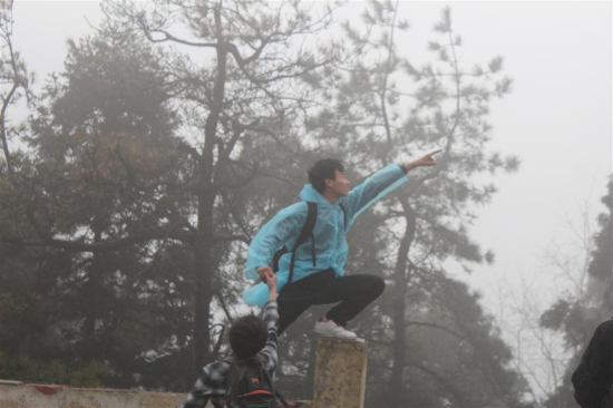 清明雨上,邂逅河南鸡公山