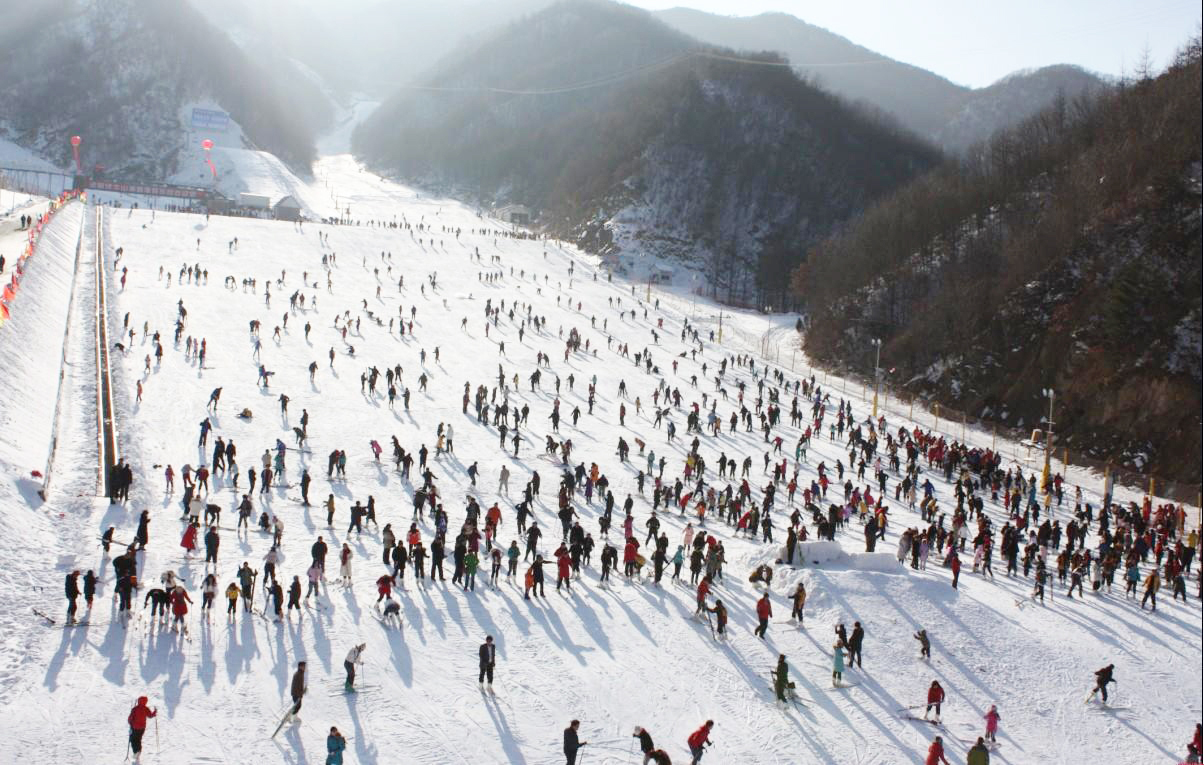 玩转冬季旅游滑雪 就在木札岭速龙滑雪乐园(图)