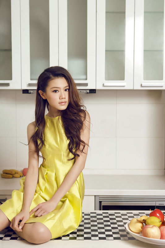 　　周秀娜美妆写真迷人女人味