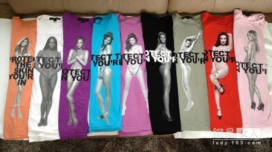 麦莉塞勒斯全裸献身小马哥新T恤 加入全裸梦之队 麦莉塞勒斯全裸献身小马哥新T恤 加入全裸梦之队