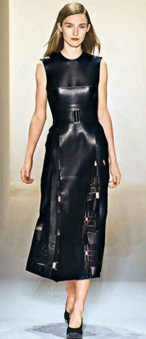 T台示范：Calvin Klein 2013秋冬皮裙