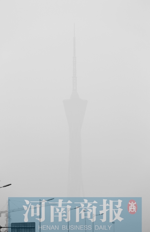 郑州市区，雾霾再次来袭
