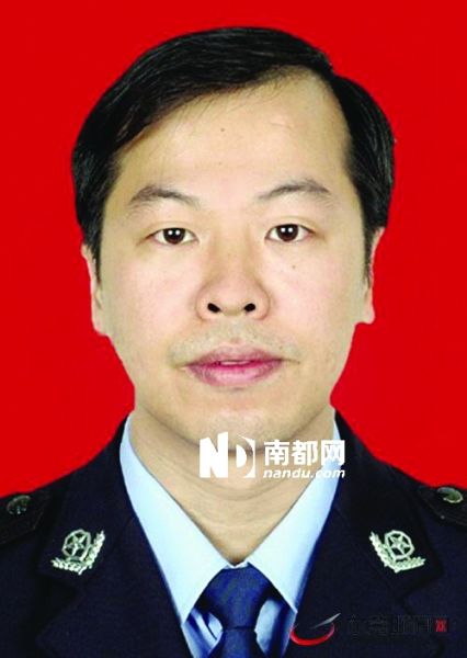 南城公安分局副局长孔逸鸿。