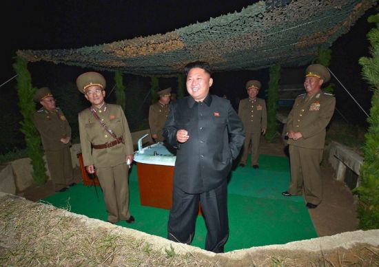金正恩当天参加一系列庆祝活动，并在此前一天指导了针对驻韩美军的导弹试射
