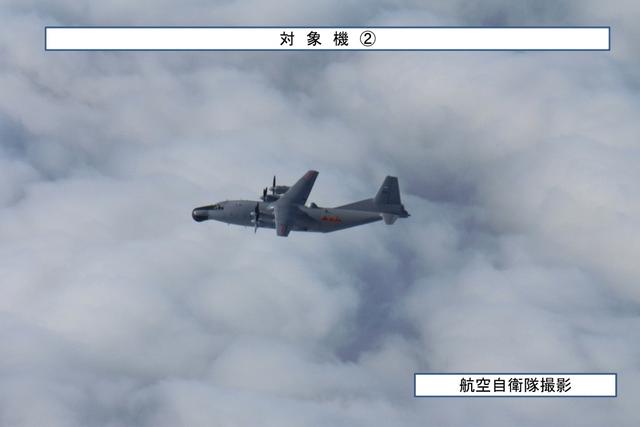 日媒：5架中国军机飞过冲绳 日本战机紧急升空
