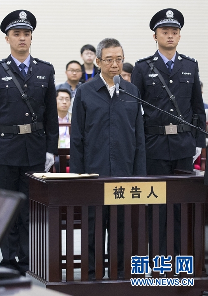 4月23日上午8时30分，湖北省咸宁市中级人民法院一审依法公开开庭审理被告人李春城案。