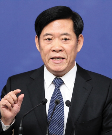 杨栋梁 杨栋梁