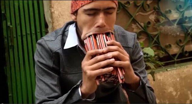 138支铅笔放入口 尼泊尔19岁青年破吉尼斯记录成世界最大嘴