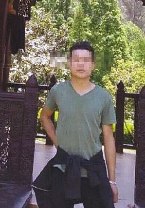 昆明高校男生疑因唱歌遭室友杀害 嫌犯已被刑拘