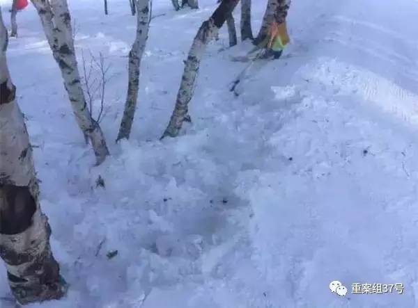10岁男童滑雪坠崖身亡 滑雪场内无监控引家属质疑