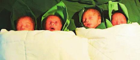 罕见！女子早产4胞胎全是女孩 最轻的仅0.7公斤
