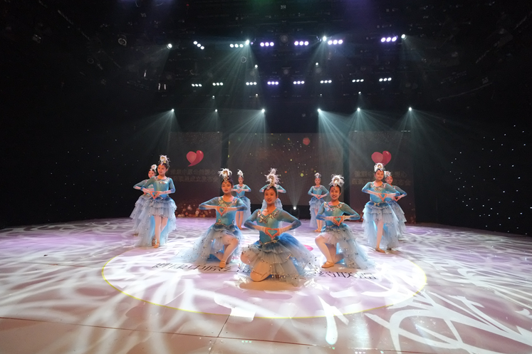 舞蹈《让世界充满爱》 舞蹈《让世界充满爱》