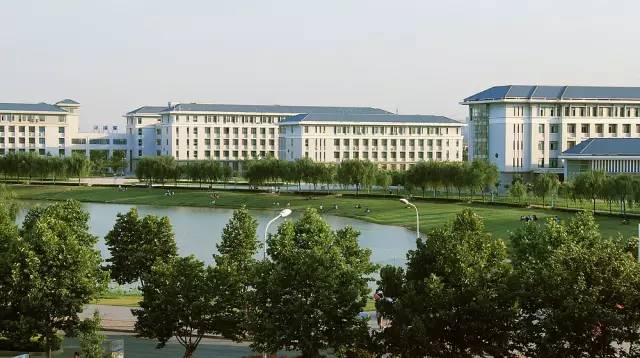 《我的流行音乐榜》校园版开播了!