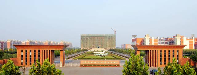 《我的流行音乐榜》校园版开播了!