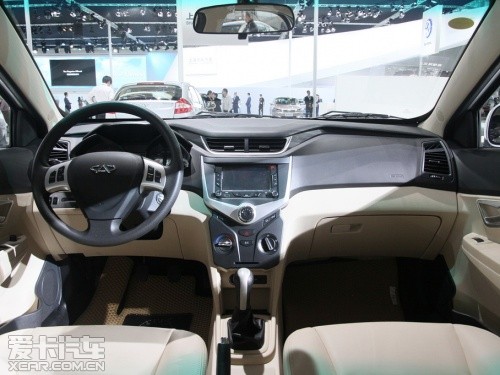 奇瑞汽车2013款风云2三厢