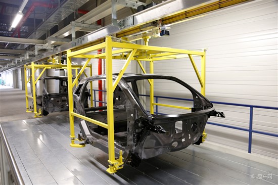 碳纤维车架生产线