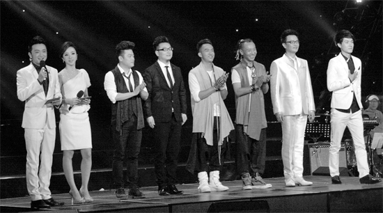 《给爱》助他夺冠 东方今报专访低音王子王晰