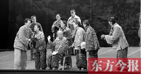 6月1日晚，话剧《红旗渠》在重庆梁平县会议中心隆重上演
