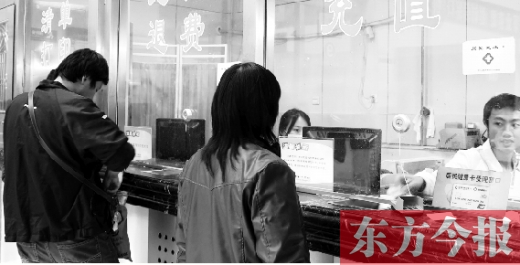 据统计，在郑州市第一人民医院，已有200余人次持健康卡就医