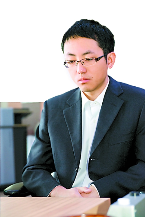 时越在比赛中。