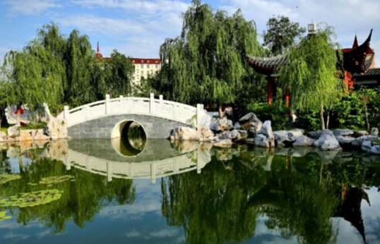 西亚斯国际学院校内中国园