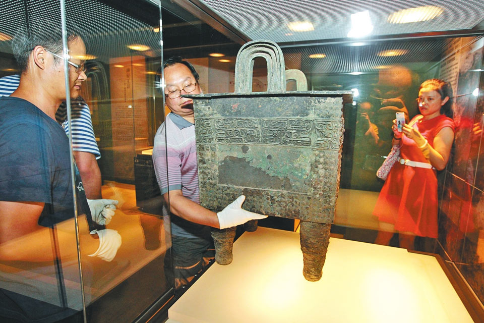 河南博物院6年来最大规模文物迁移 “国宝”先挪窝