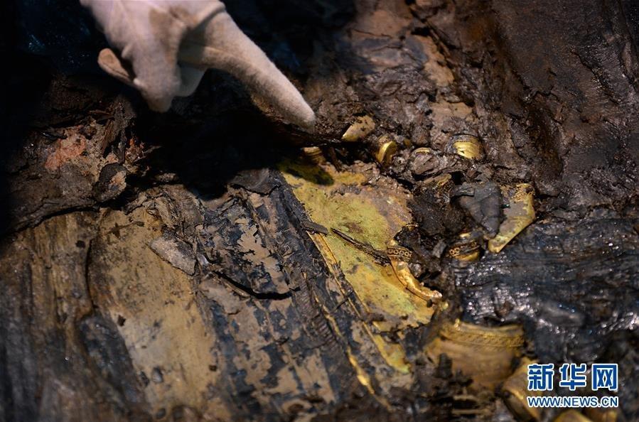 海昏侯墓发现多块金板 为汉墓考古史上首次发现