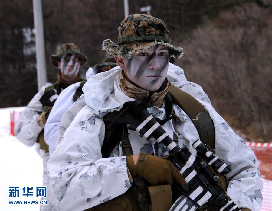 韩美举行极寒雪地联合训练(高清组图)