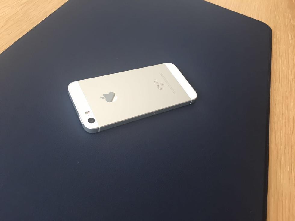 苹果iPhone SE真机照：售价3288元起 中国首发