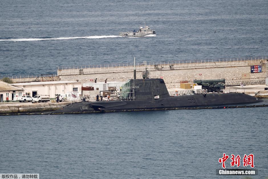 英国一核潜艇与商船相撞 核潜艇完败