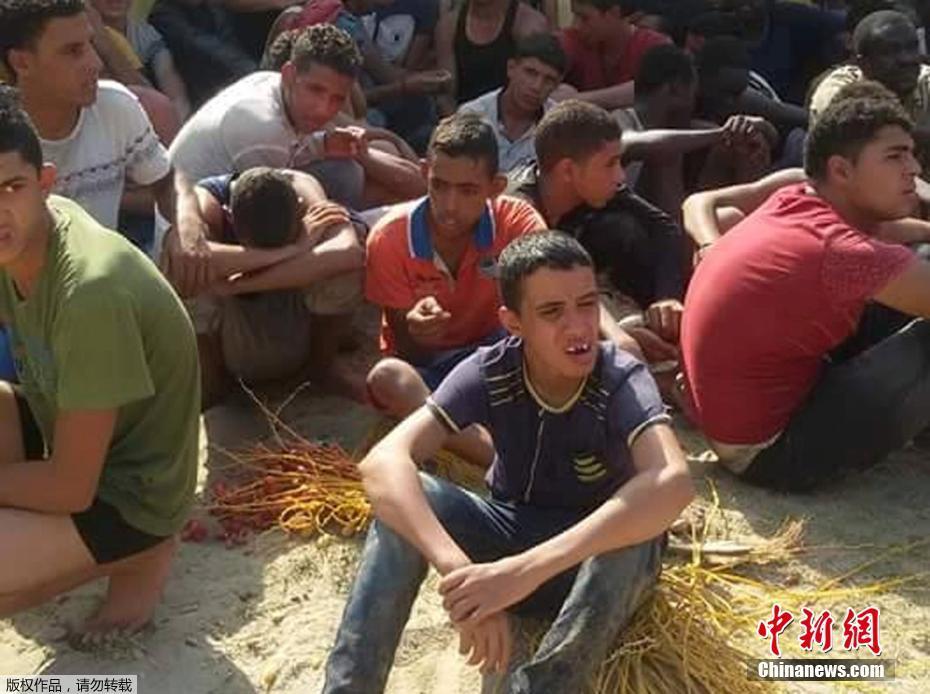 移民船在埃及海岸倾覆 已致数十人遇难