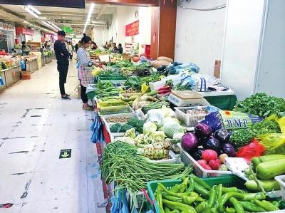 气温升高,蔬菜上市量增加。