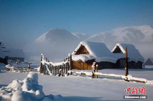 新疆阿勒泰公布滑雪靓照