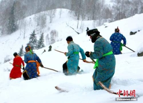 新疆阿勒泰公布滑雪靓照