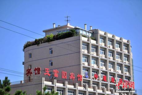 北京一大厦楼顶建“空中花园”