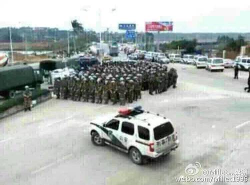 广东组织逾千警力清剿涉赌涉毒村