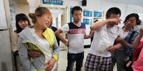 7岁儿童路边变电站撒尿被电击 或被截肢