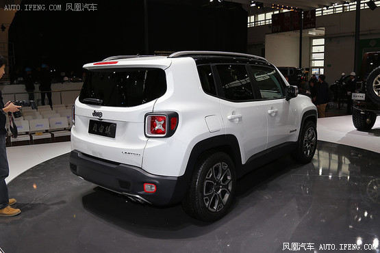 自由侠jeep最新款 W020150217306331845618.jpg