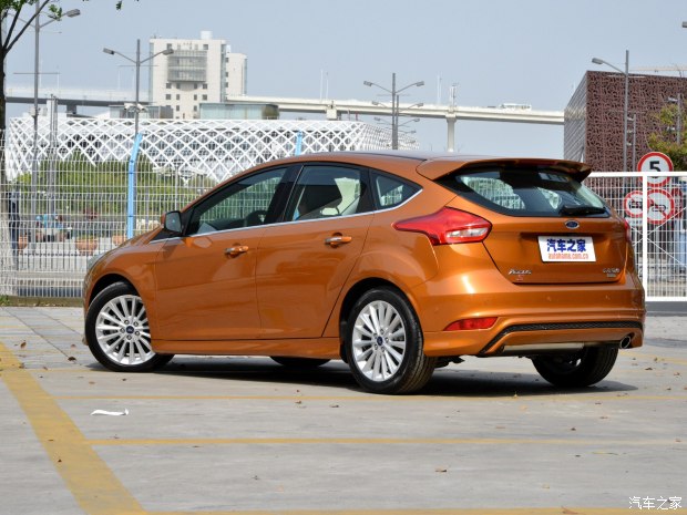 新款福克斯 新款福克斯