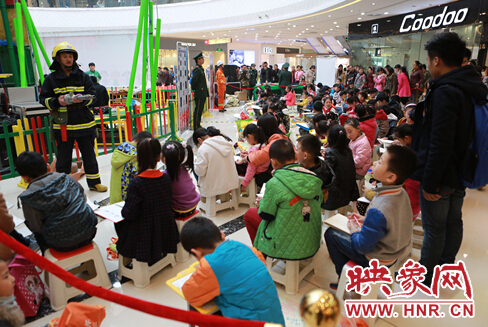 普及消防知识 绘出心中的梦 普及消防知识 绘出心中的梦