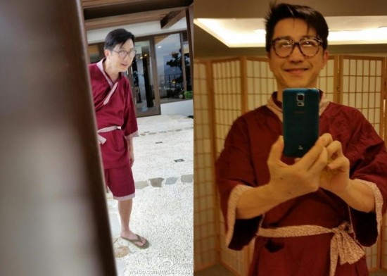 　哈林浴袍子自拍照