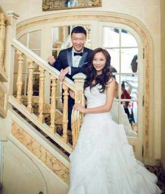 孙红雷微博晒结婚照