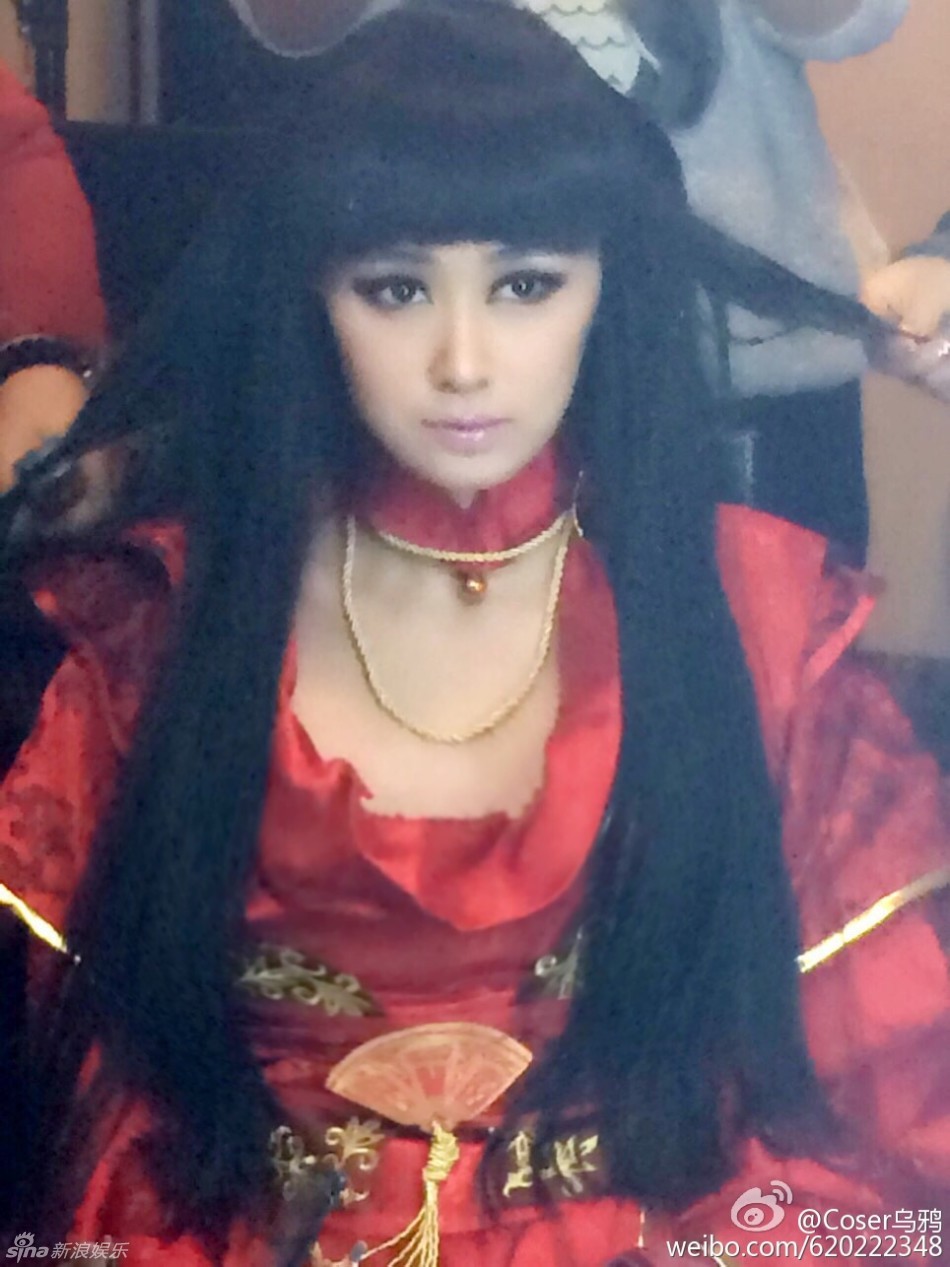 伪娘惊艳COS范冰冰武媚娘造型