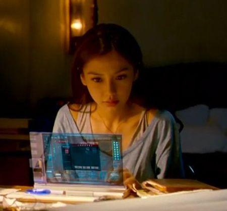 女神Angelababy爱打游戏 240万人在线观战