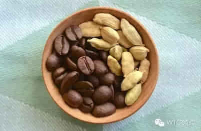 除了糖奶 往咖啡里加什么能更具风味？