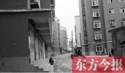 尧山景区随处可见小产权房