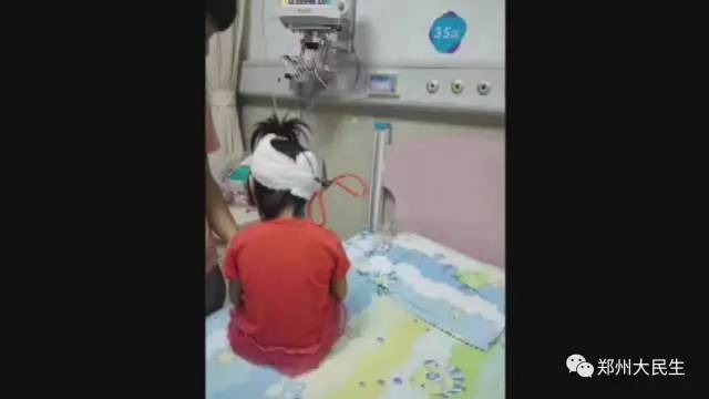 剪刀插入6岁女孩头部 图片让人心惊胆战