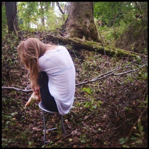 斯诺登女友公布的照片之一,说明为“(_ _ )” 斯诺登女友公布的照片之一,说明为“(_ _ )”