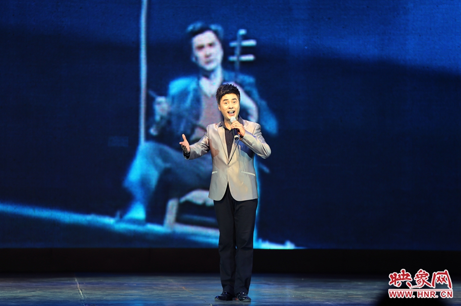 著名豫剧表演艺术家盛红林，演唱豫剧《焦裕禄》选段。