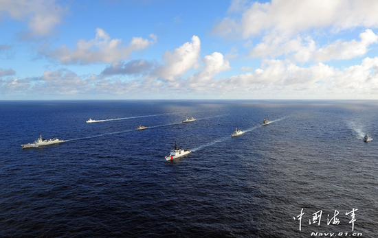 夏威夷“环太平洋-2014”大航拍 首现中国军舰